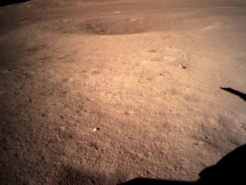 50 anni dopo l'Apollo 11 l'uomo stabilisce un nuovo record nella conquista dello spazio: la sonda Chang'e-4 è atterrata "con successo" sulla faccia nascosta della Luna