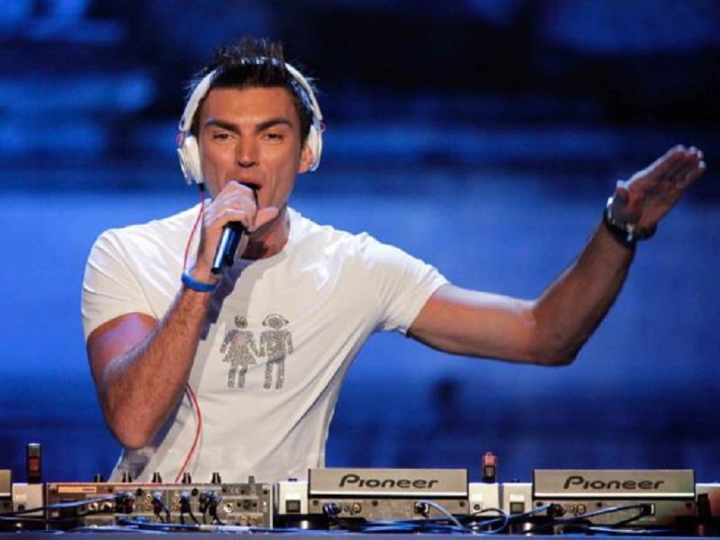 Albertino e Gabry Ponte alle prime due posizioni della classifica dei dieci Dj anti-quarantena secondo un sondaggio di Klaus Davi