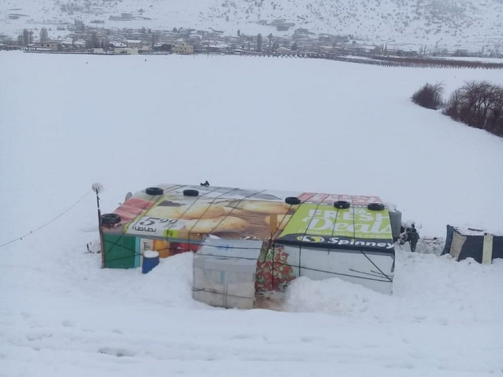 Allarme Unicef dopo la tempesta Norma che ha colpito il Libano: 11mila rifugiati siriani esposti alle intemperie, un bambino risulta ancora disperso