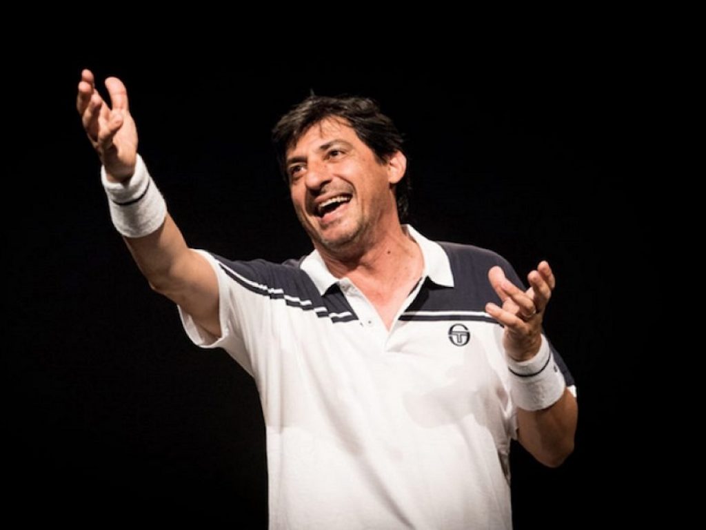 Emilio Solfrizzi in "Roger" (foto F. De Benedetto)