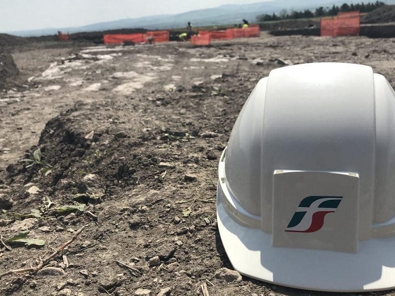 Gruppo FS Italiane e Coldiretti hanno annunciato un’intesa: prevede anche la possibilità di utilizzare edifici dismessi per ospitare mercati contadini