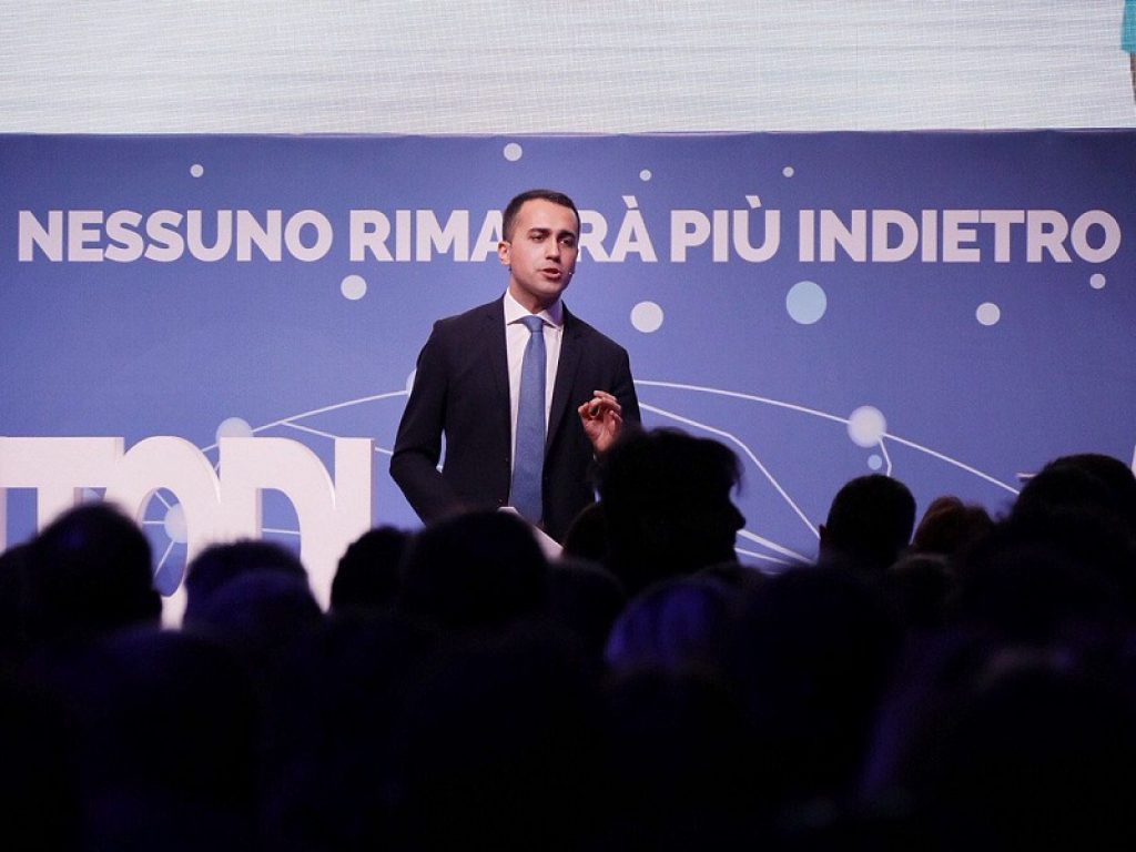 Firmato il decreto: gli investimenti per il settore aeronautico voluti dal Ministro dello Sviluppo Di Maio superano il miliardo di Euro
