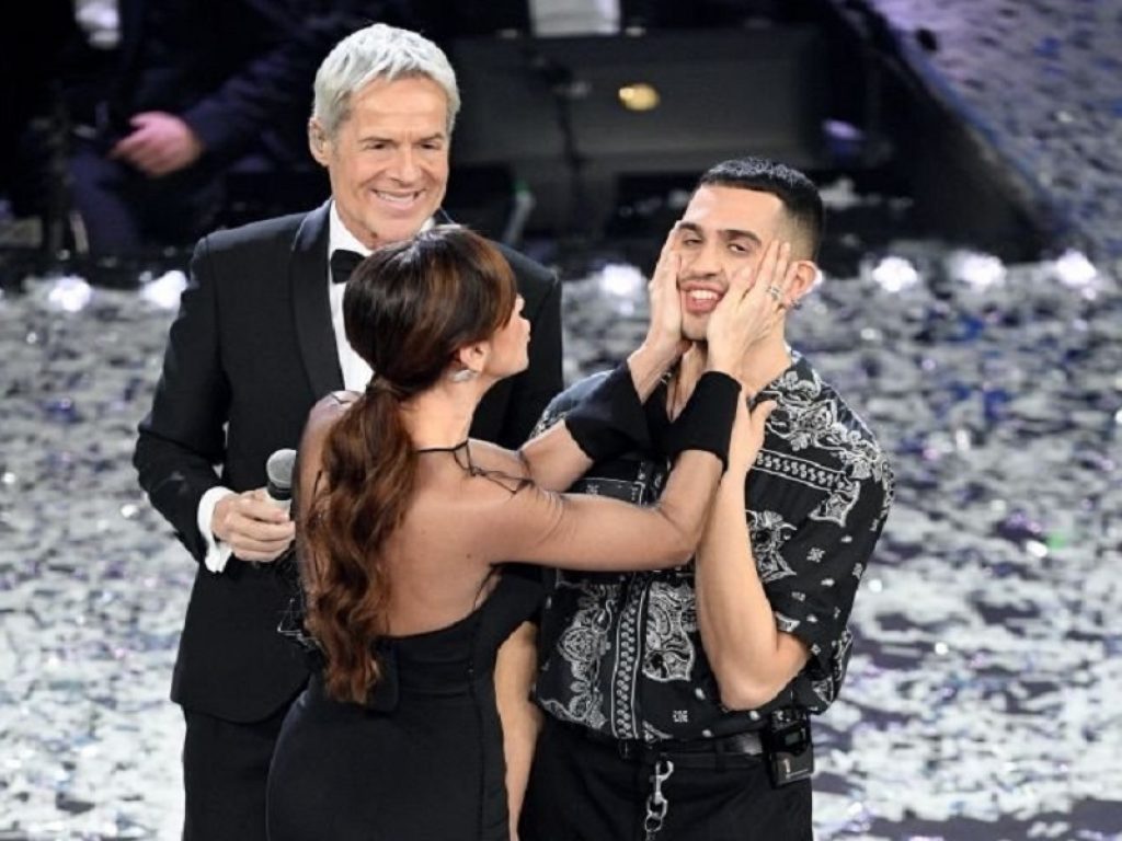 Mahmood, con il brano "Soldi", è il vincitore a sorpresa della 69esima edizione del Festival della Canzone Italiana di Sanremo
