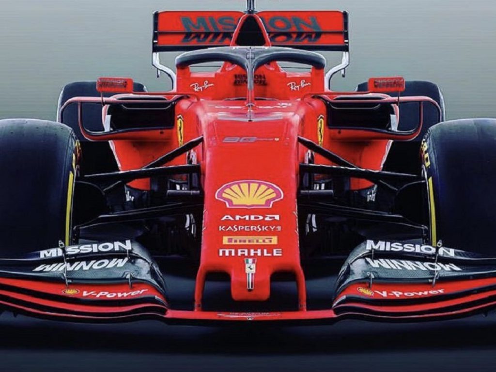 L'Unione Nazionale Consumatori presenta un esposto all'Antitrust per il logo Mission Winnow della Philip Morris che appare sulla nuova Ferrari SF90