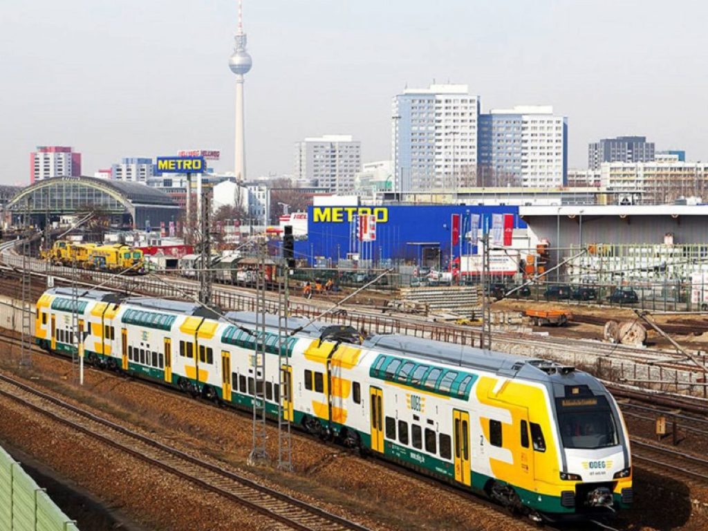 NETINERA (Gruppo FS Italiane), attraverso la società Ostdeutsche Eisenbahngesellschaft (ODEG), si è aggiudicata in Germania la gara Netzes Elbe-Spree per fornire servizi di trasporto regionale: previsti investimenti per 12 anni fino a 400 milioni di euro