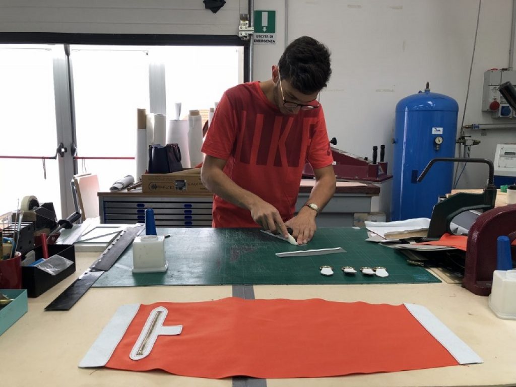 Ricambio generazionale: anticipando il pensionamento dei lavoratori anziani si può ridurre la disoccupazione giovanile? E in quali settori? Lo rivela un'indagine dell'Osservatorio dei Consulenti del Lavoro