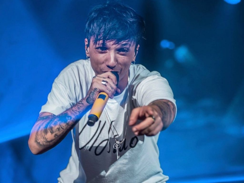 Ultimo annuncia le tappe del suo attesissimo tour negli stadi 2020: chiusura al Circo Massimo, biglietti acquistabili da oggi