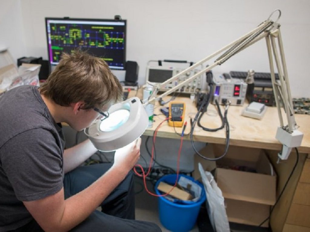 A Erice concluso il campionato italiano di Zero Robotics: sul primo gradino del podio il Liceo Scientifico “Volta” di Spoleto