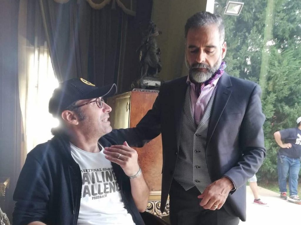 Il 5 maggio andrà in onda in prima mondiale su SBC Channel nuovo canale pubblico dell’Arabia Saudita, la prima puntata di 30 episodi della serie Tv “Infiltration” (girata in Serbia e in Libano): unico protagonista italiano Marco Consoli