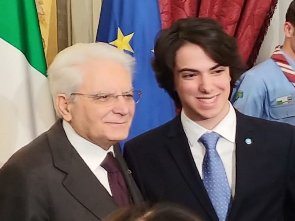 UNICEF: il volontario Jacopo Cavagna ha ricevuto dal Presidente della Repubblica Mattarella l'Attestato di Alfiere della Repubblica per il suo impegno a favore dei più deboli