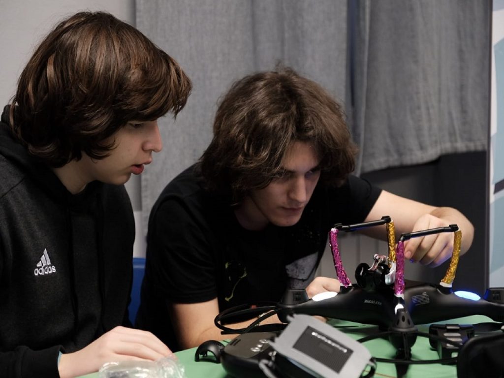 Olimpiadi di Robotica: premiate le migliori "sentinelle" per salvare il pianeta. Trecento gli studenti-progettisti in gara da tutta Italia, il ministro Bussetti: "Competizione che guarda al futuro"