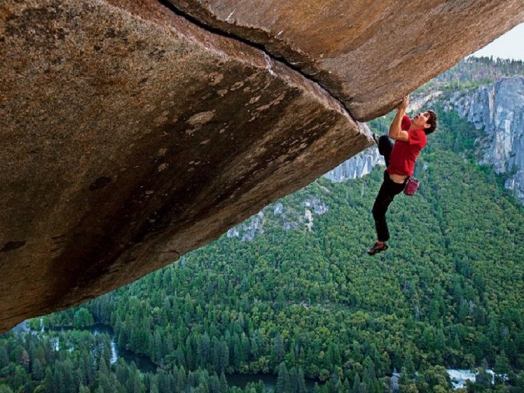 Il 13 marzo nelle multisale del Circuito UCI Cinemas arriva Free Solo, il film vincitore del premio Oscar 2019 per il Miglior Documentario sul climber americano Alex Honnold