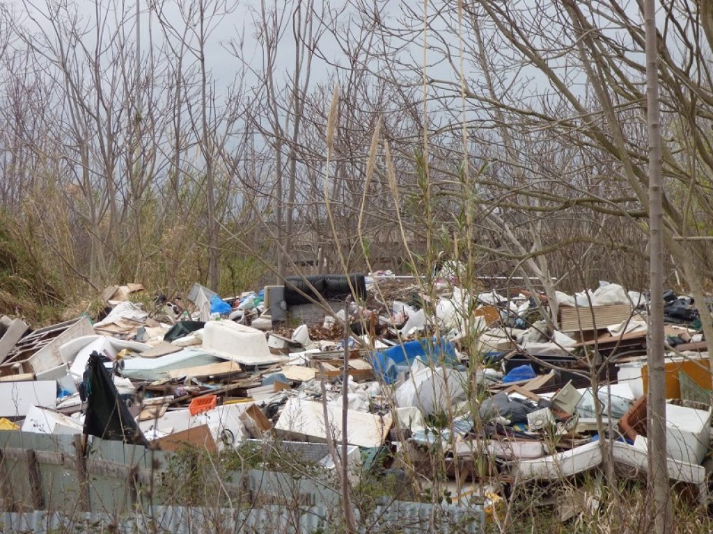 Terra dei Fuochi, al via la mappatura aerea con i mezzi della Guardia di Finanza. Il ministro Costa: "Azioni di contrasto ancora più efficaci"