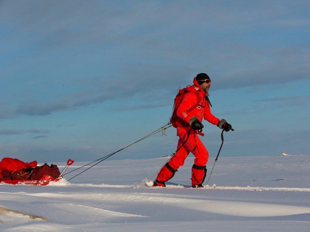 L'impresa di Stefano Gregoretti si interrompe a 100 km dalla costa est della penisola della Kamtchatka a causa delle temperature anomale e del disgelo dei fiumi
