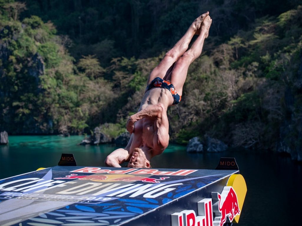 Red Bull Cliff Diving World Series 2019: Hunt e la Iffland vincono nel paradiso delle Filippine, prima tappa della nuova stagione
