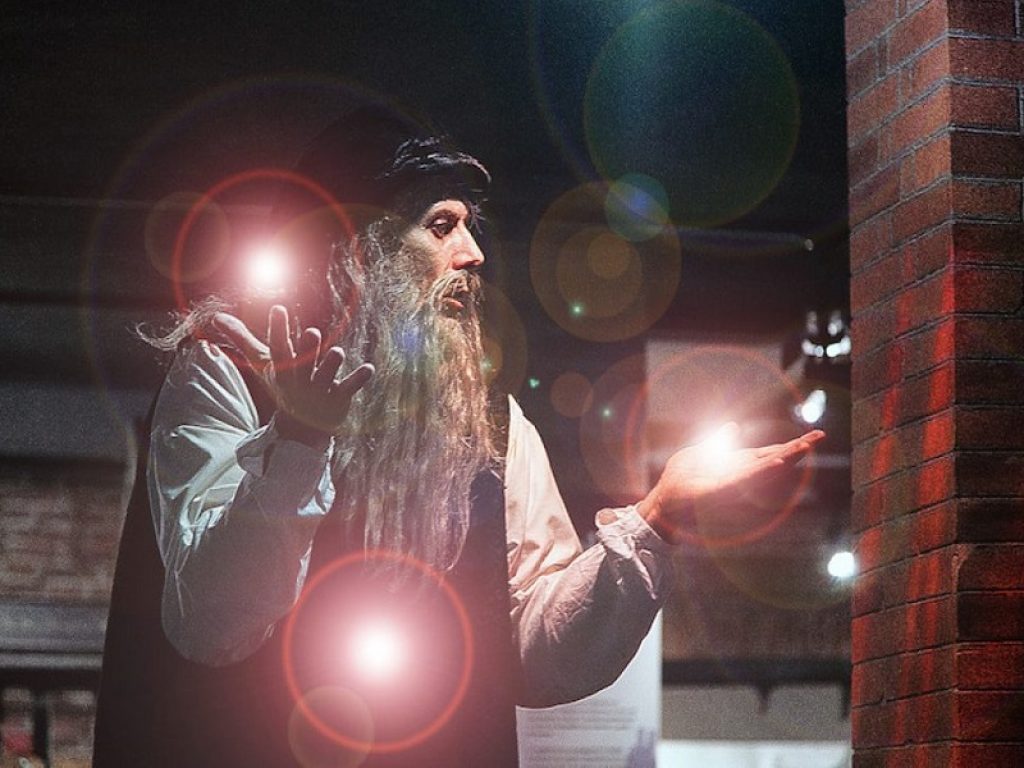 Massimiliano Finazzer Flory ESSERE LEONARDO DA VINCI Un’intervista impossibile