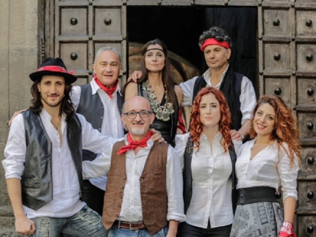 Al Teatro Lyrick va in scena Musicanti, musical sulle note di Pino Daniele: sul palco uno spettacolo con grandi interpreti, coreografie, una storia nuova e l’immenso patrimonio del cantautore partenopeo