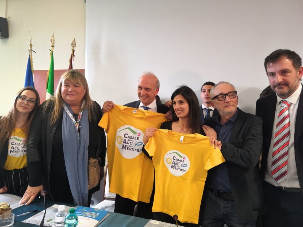 Giornata Internazionale per la Consapevolezza sull’autismo: il Ministro dell'Istruzione Bussetti e la Sindaca di Roma Raggi presentano il “Casale delle Arti e dei Mestieri”, progetto di inclusione lavorativa per ragazzi con neurodiversità