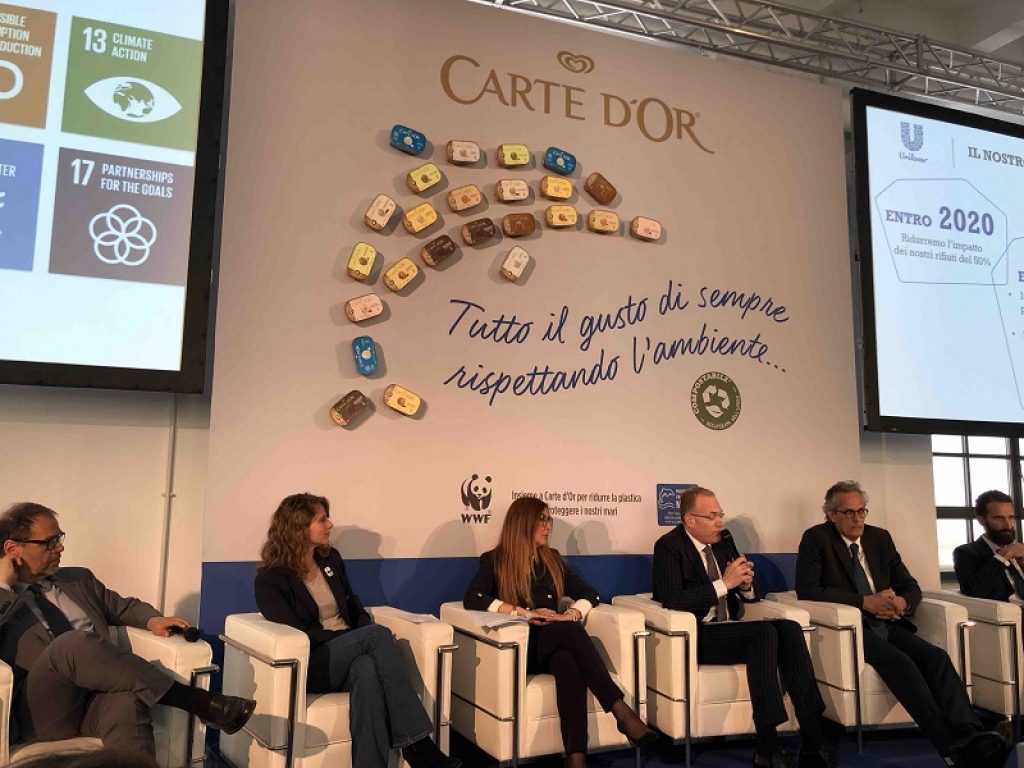 Unilever, in collaborazione con il WWF, immette sul mercato la nuova vaschetta di gelato Carte d'Or riciclabile e compostabile