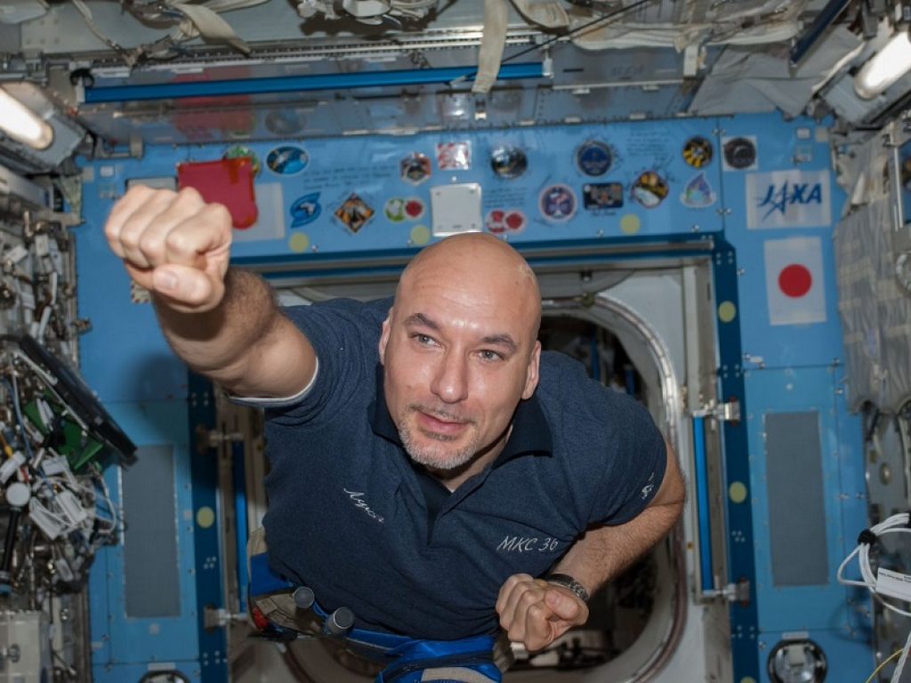 L'astronauta Luca Parmitano chiude la XVIII edizione di BergamoScienza: focus sulle ricerche che si svolgono sulla Stazione Spaziale