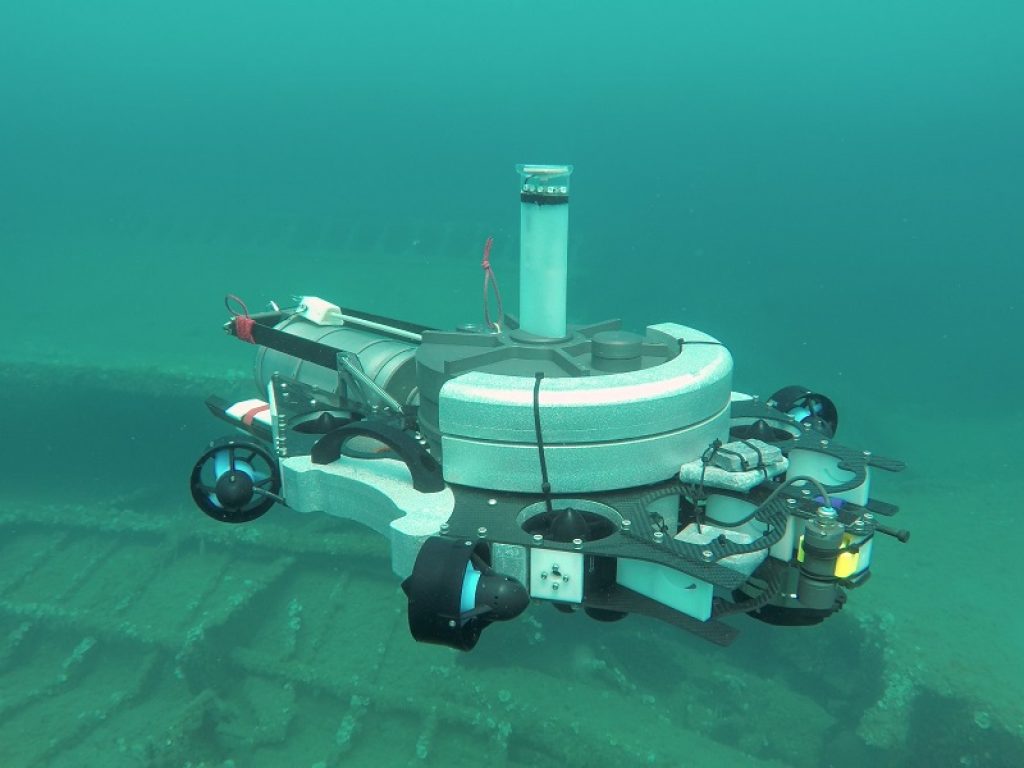 Dal drone subacqueo ai fattori molecolari per identificare la provenienza dell'olio d'oliva. Quando il ricercatore entra in azienda: ecco i progetti del bando FABER 2