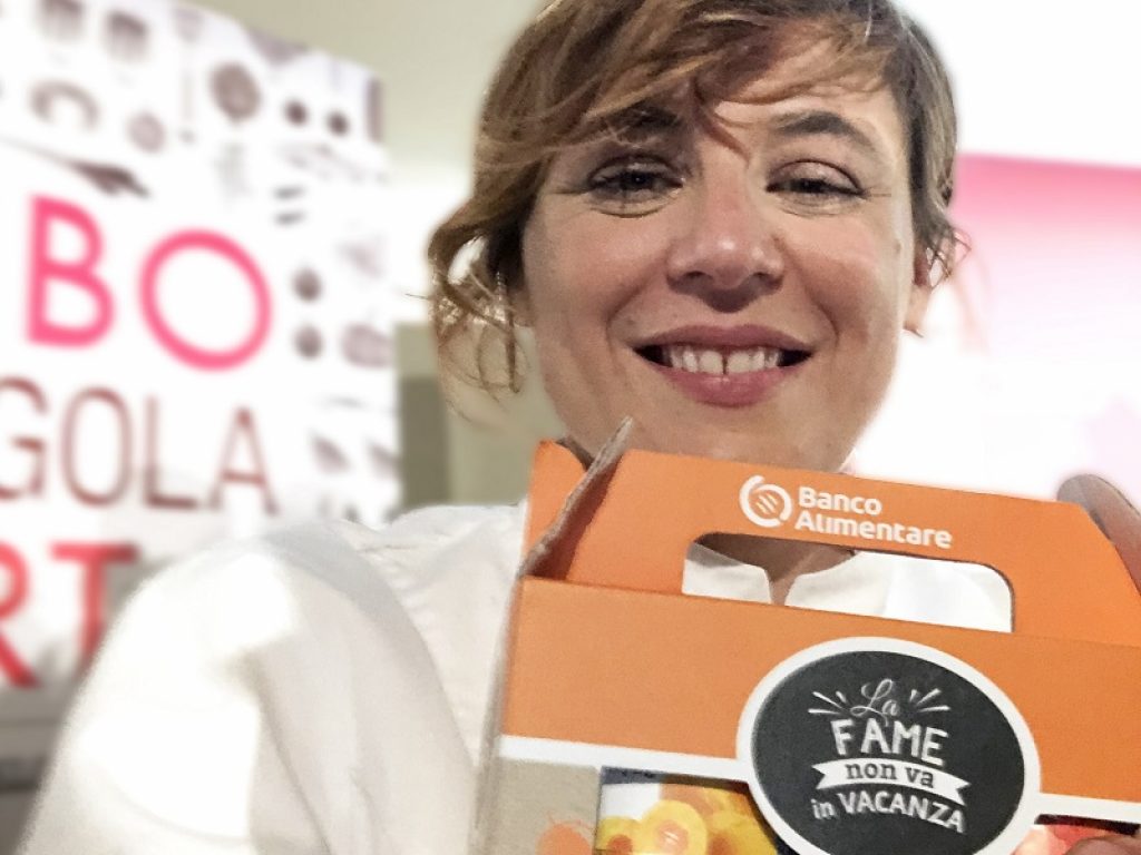 L'1 e il 2 giugno il Banco Alimentare scende per la prima volta in piazza con l’iniziativa La fame non va in vacanza. In oltre 50 piazze in tutta Italia sarà possibile ricevere, dietro donazione, due vasetti da 340 gr. di gustose marmellate