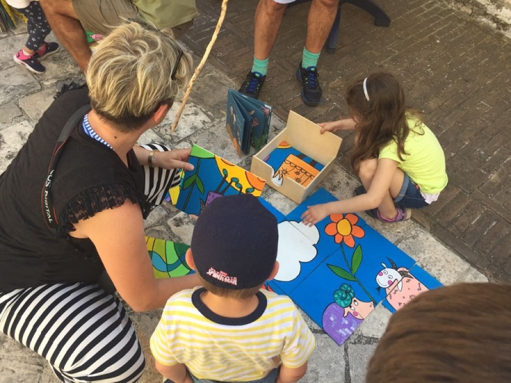 Birba chi legge - Assisi fa storie: fino a domenica il festival di narrazione per bambini e ragazzi con storie, passeggiate, laboratori, spettacoli di strada e di teatro