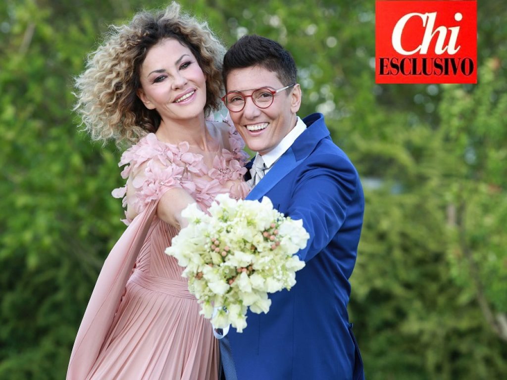 Celebrata l'unione tra l'attrice Eva Grimaldi e l'attivista Imma Battaglia: il report della giornata da ricordare nella campagna romana