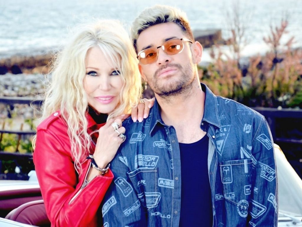 "Cartagena" è il titolo del brano nato dalla collaborazione tra Ivana Spagna e Jay Santos, in rotazione radiofonica e in digital download a partire dal 10 maggio