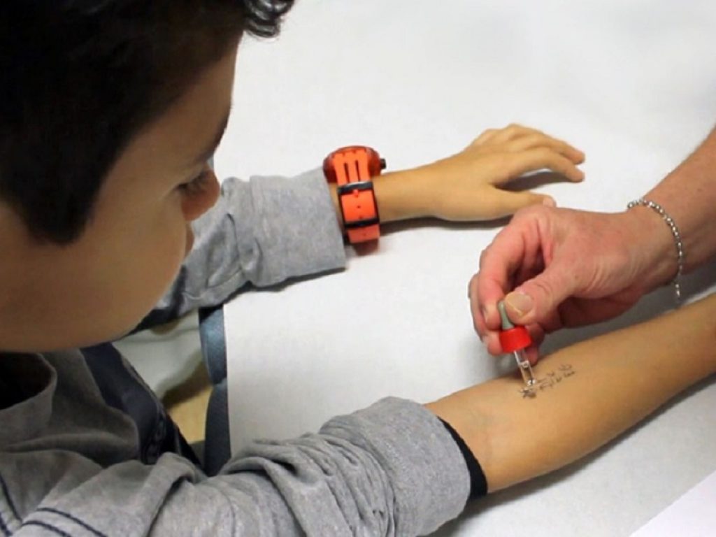 La percentuale di bambini che soffrono di allergie sfiora ormai il 40%: gli esperti della SIAIP le contrastano con la medicina di precisione e la diagnosi precoce