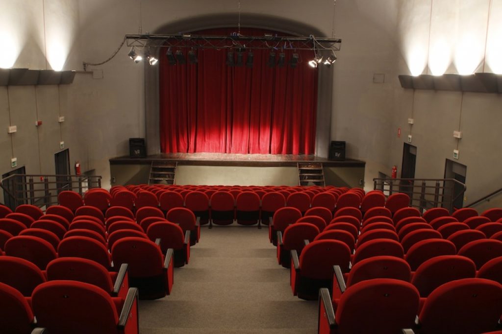 la sala del teatro di Rifredi a Firenze