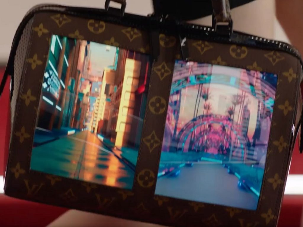 Louis Vuitton e Royole hanno presentato due borse con schermi touch flessibili che potrebbero essere poste in vendita nel corso del 2020