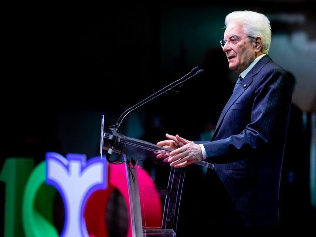 Giornata contro la violenza sulle donne, il Presidente della Repubblica Mattarella: “Numeri intollerabili, è il fallimento della società”