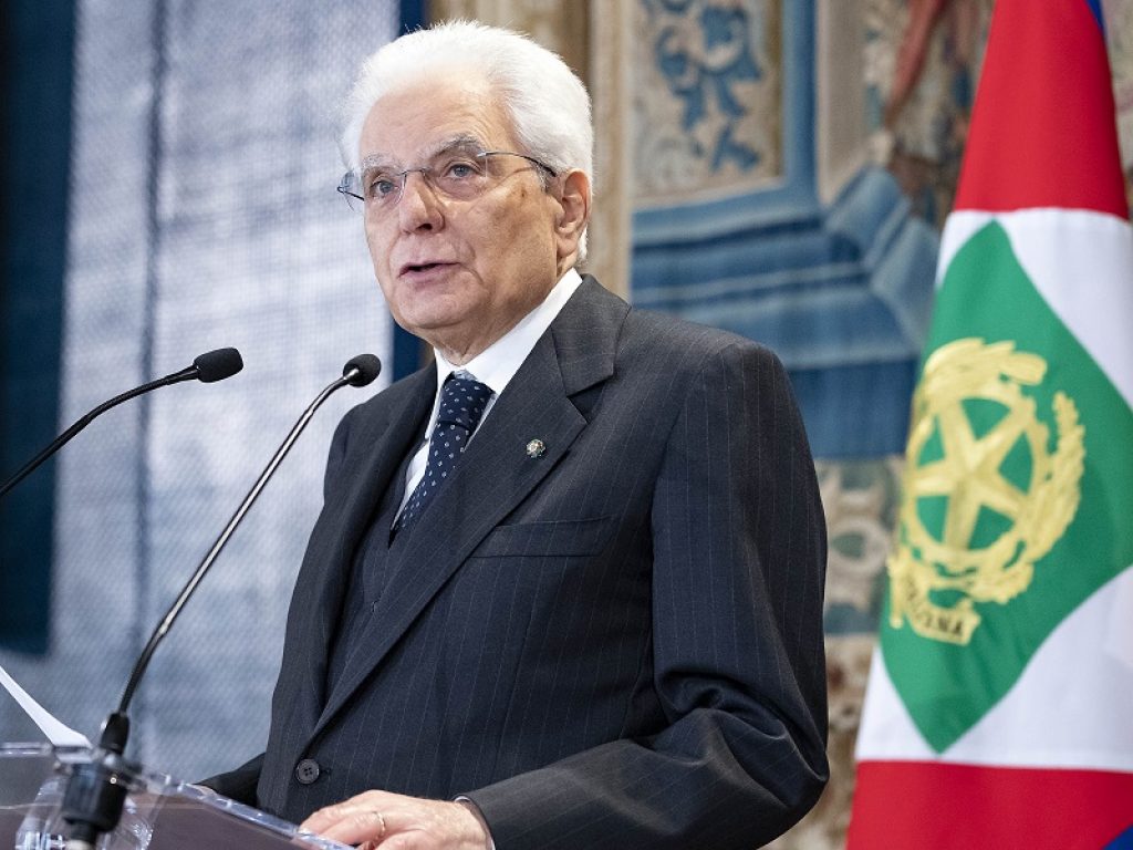Il Presidente della Repubblica, Sergio Mattarella, alla Farnesina si congeda: “Questa è la mia ultima occasione di augurarvi Buon Natale”