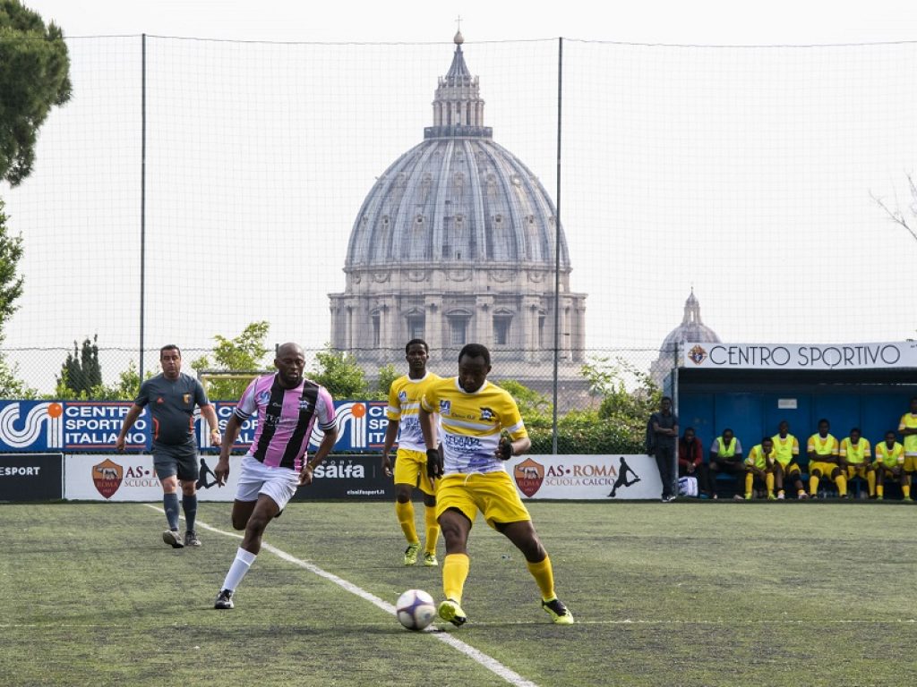 Torna all’ombra del Cupolone la Clericus Cup, il Mondiale calcistico della Chiesa: sabato 7 e domenica 8 marzo in campo le 16 squadre
