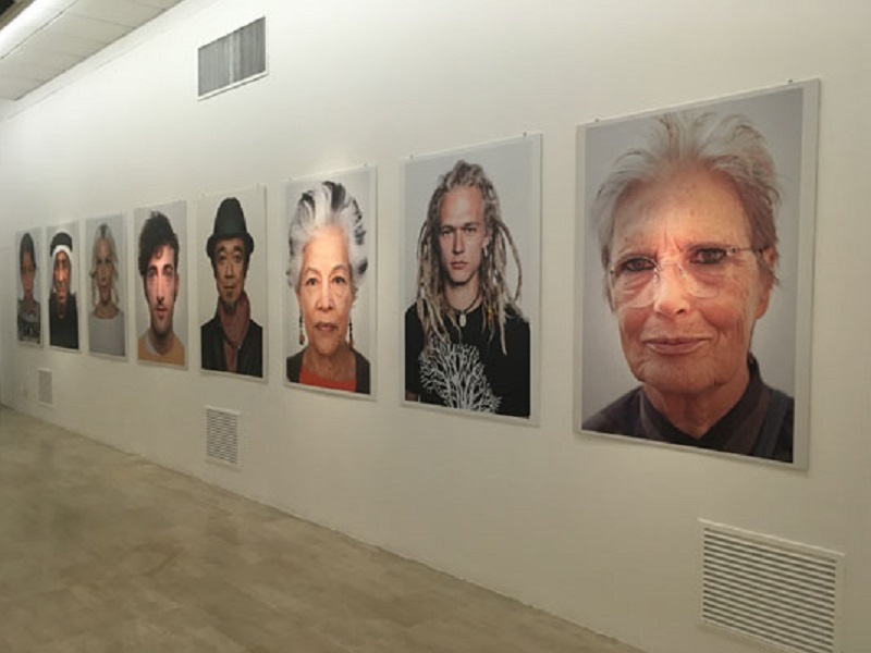 Oliviero Toscani. Più di 50 anni di magnifici fallimenti: la mostra al Museo d'Arte di Ravenna sarà visitabile fino a domenica 30 giugno