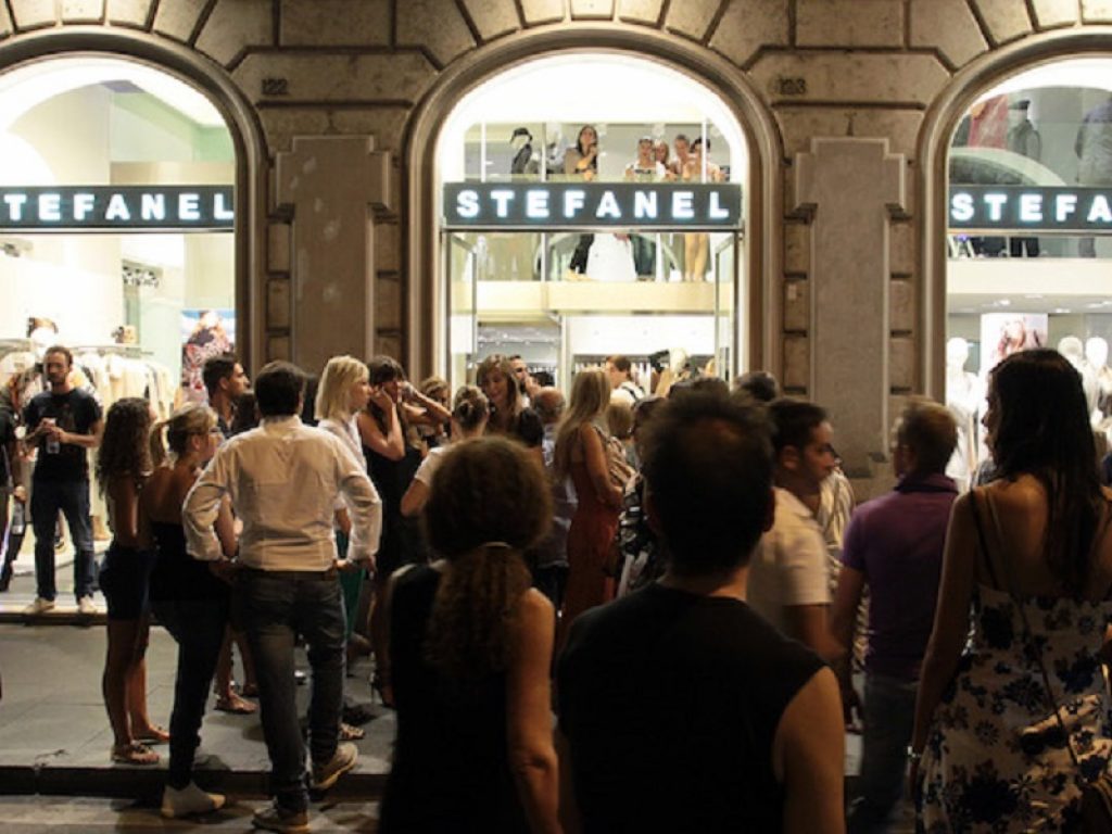 Stefanel attende un compratore, Brioni verso lo stato di crisi senza una politica di sostegno: per le aziende della moda italiana si avvicina un settembre nero