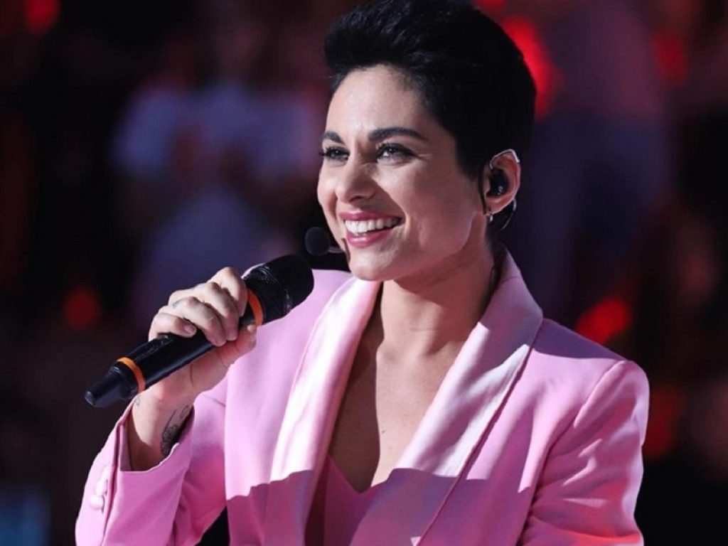 Giordana Angi, seconda classificata nell'edizione 2019 di AMICI e vincitrice del premio della critica TIM, annuncia le cinque nuove date estive dopo Milano e Roma