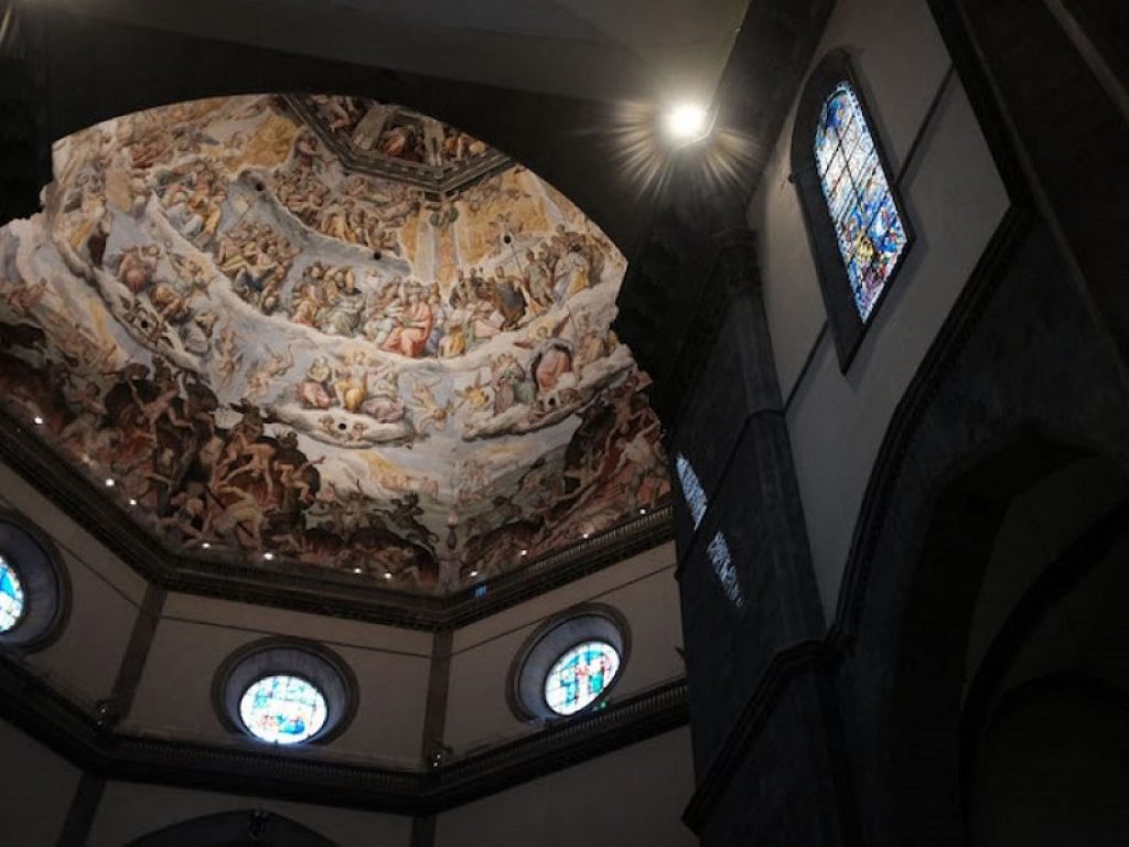 FIRENZE - Cattedrale di Santa Maria del Fiore osservazione del passaggio del sole sullo Gnomone voluto da Paolo Dal Pozzo Toscanelli nel 1475 e restaurato dal Padre gesuita Leonardo Ximenes nel 1754 foto Opera del Duomo Firenze/ Claudio Giovannini