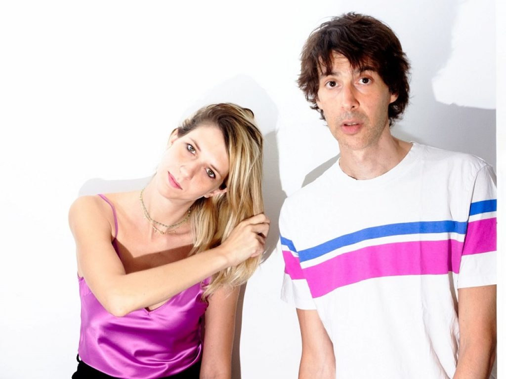 Esce "Mica la luna", terzo singolo dei Cento Cento Cento, duo pop elettronico di Roma formato da Marco Catani, leader dei Carpacho!, e Barbara Bigi (Barberini)