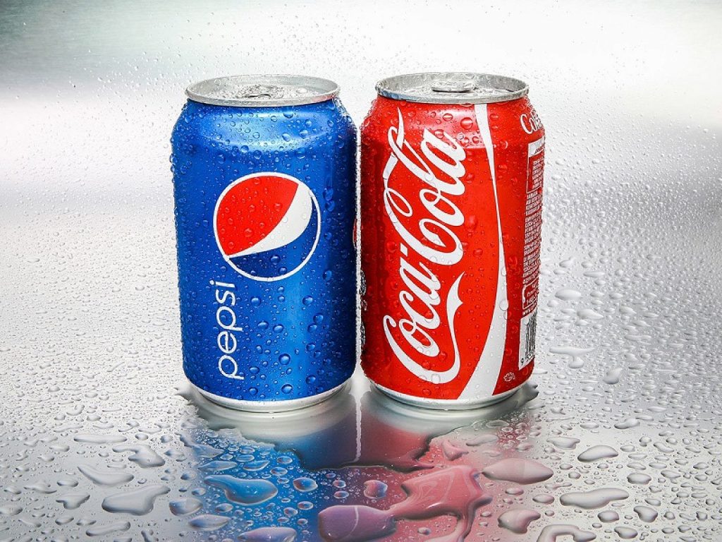 Coca-Cola e Pepsi con Greenpeace: addio alla lobby della plastica, verso la fine dell'adesione alla Plastics Industry Association