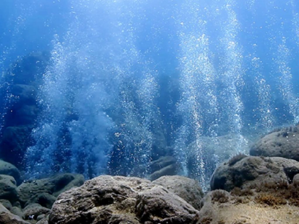 L’INGV partecipa alla campagna di comunicazione sulle isole Eolie promossa da Blue Marine Foundation (BLUE) e dall’Aeolian Islands Preservation Fund (AIPF) per richiamare l’attenzione sulle risorse e sui rischi
