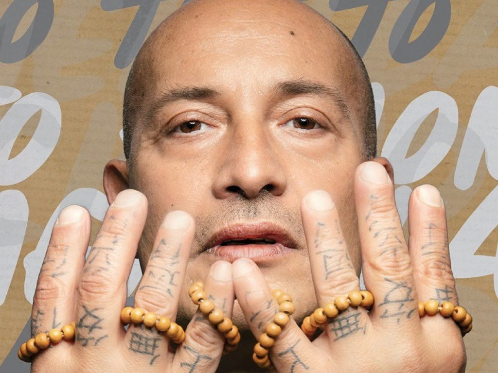 Il 12 luglio esce "Sto tutto fusion", il nuovo album del cantautore napoletano Ciccio Merolla: dieci brani che raccontano una  filosofia di vita con umorismo e dissacrazione