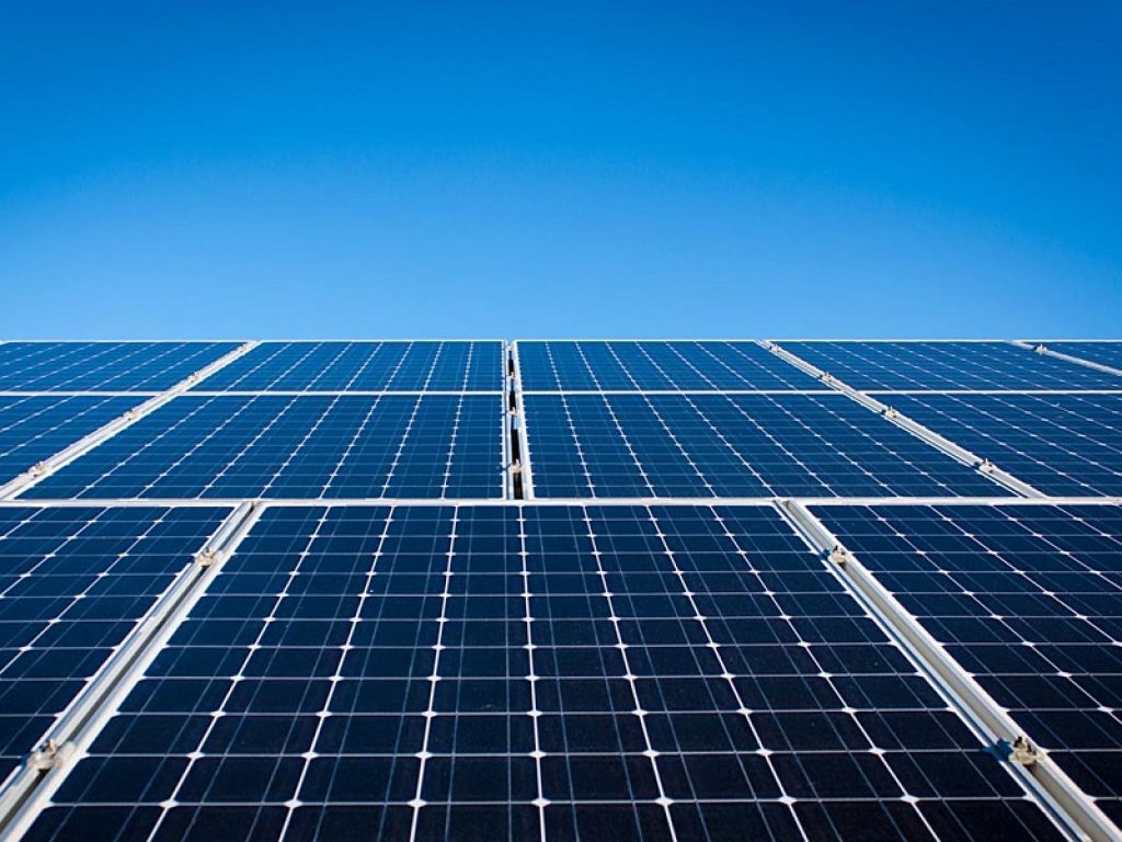 Celle solari più efficienti grazie alla luce di sincrotrone: passi avanti nel campo delle rinnovabili con una nuova tecnica indagata da un gruppo di ricerca capitanato dall’Istituto officina dei materiali del Cnr