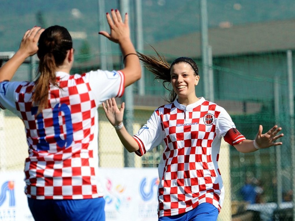 Scudetti Csi, via alle Final 4: a Chianciano Terme si assegnano i 9 titoli delle squadre open. Trentasette squadre in campo nei tornei di basket, volley e calcio, cinque le discipline previste