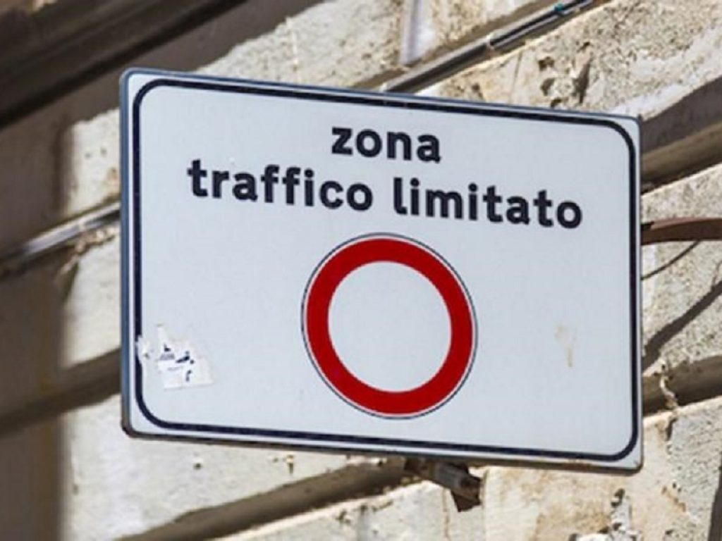 Dal 16 gennaio tornano attivi i varchi Ztl di Roma: potranno essere sospesi ogni volta che il Lazio entrerà in zona rossa per l'emergenza Covid-19