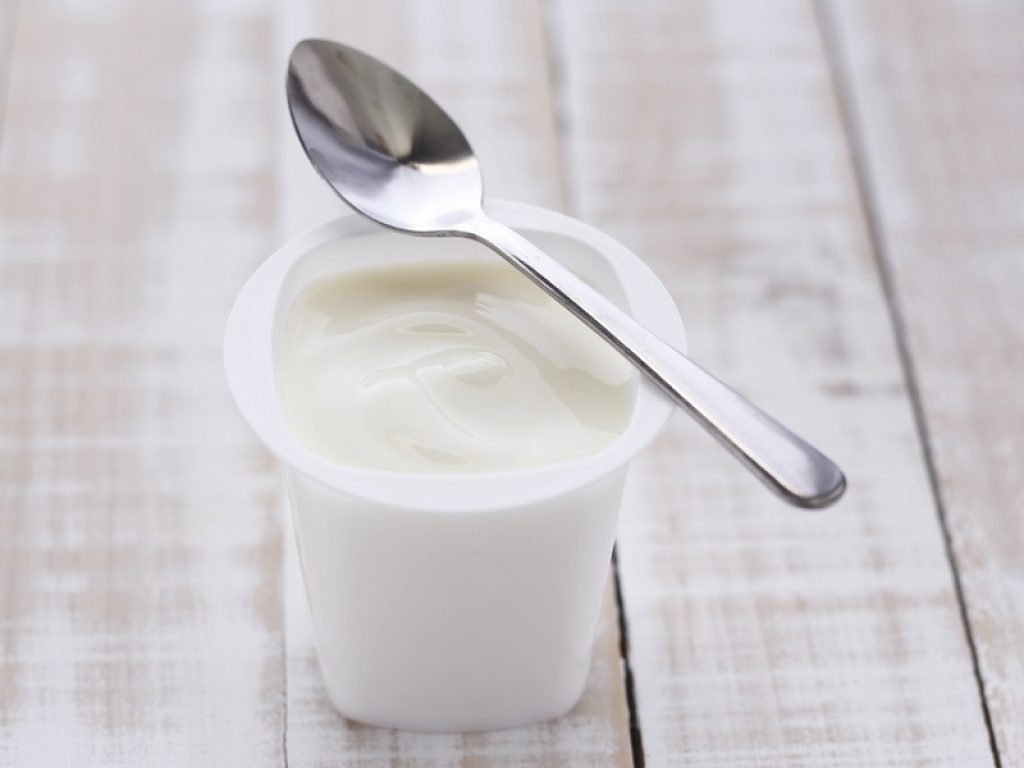 Il consumo di latte e yogurt permette di assumere un’importante quantità di elementi chiave per il corretto funzionamento dell’organismo