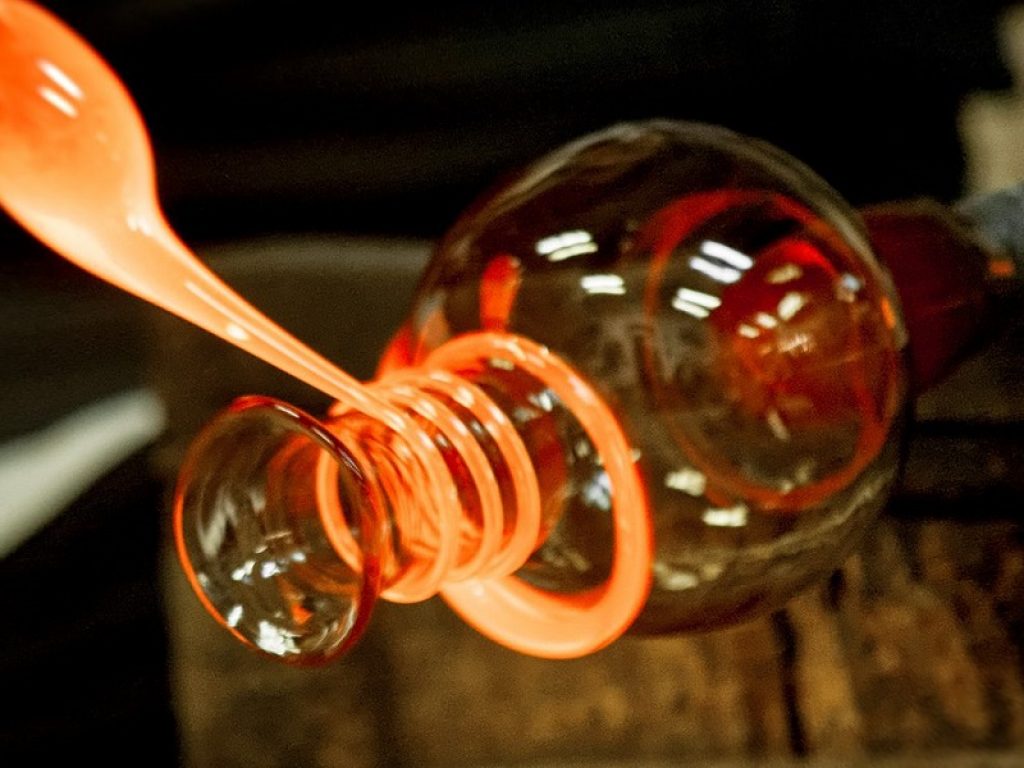 Il vetro di Murano, con le sue molteplici tecniche e lavorazioni ha tutti i requisiti per meritarsi il riconoscimento di patrimonio Unesco