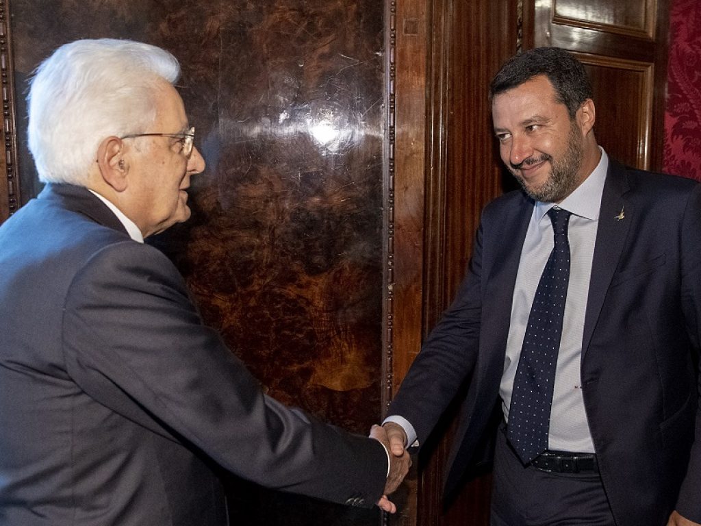 Salvini: “Al voto o governo con il M5s, se loro vogliono noi ci siamo. Di Maio ha lavorato bene per il Paese”