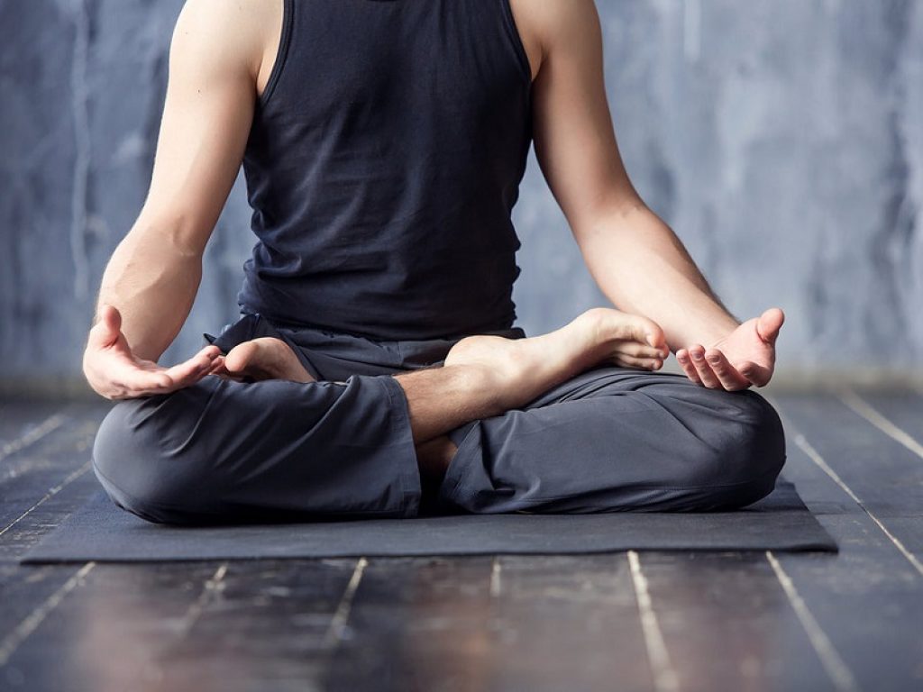 Tumore della prostata: dallo Yoga, con un paio di sedute a settimana, un aiuto contro gli effetti collaterali delle cure